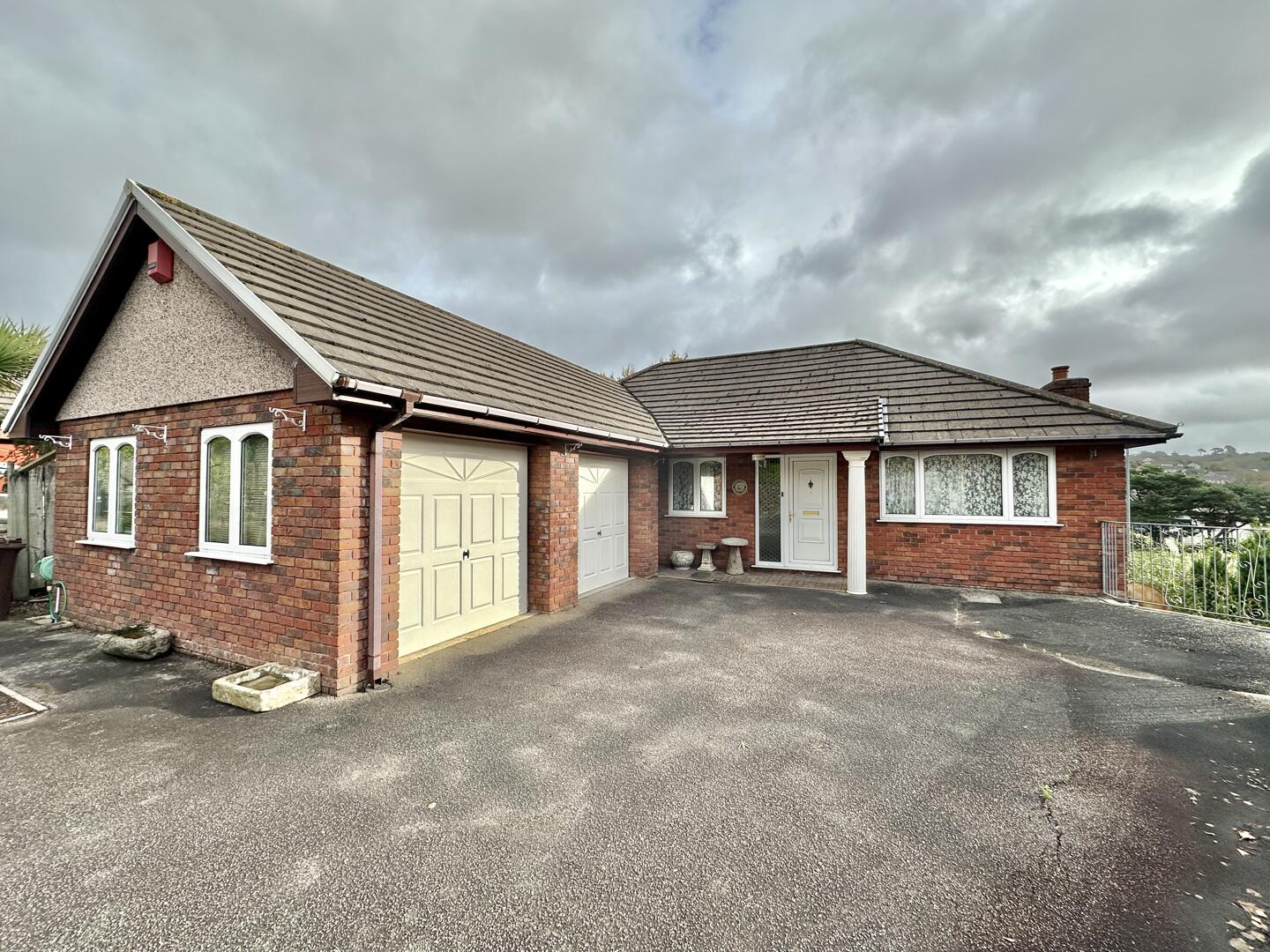 4 bed property in Burley Close, Truro